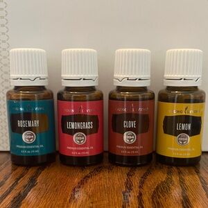 Rosemary, lemongrass, clove, lemon